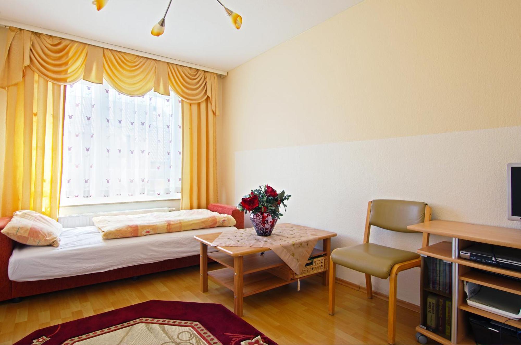 Private Rooms Hannover - Room Agency Екстер'єр фото